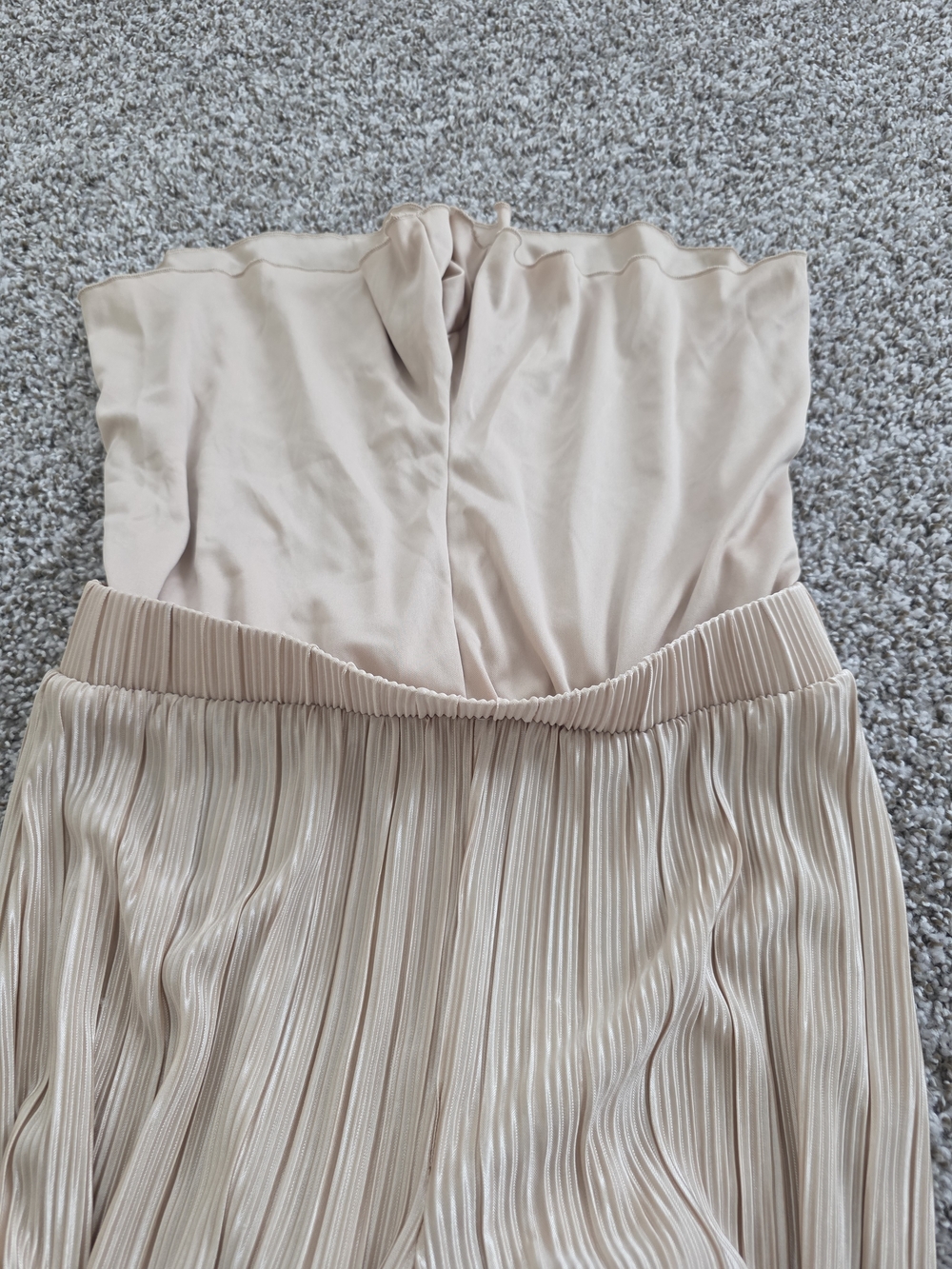 Pleated Button-Down Top & Matching Wide-Leg Pants in Beige - Picture 5 of 7
